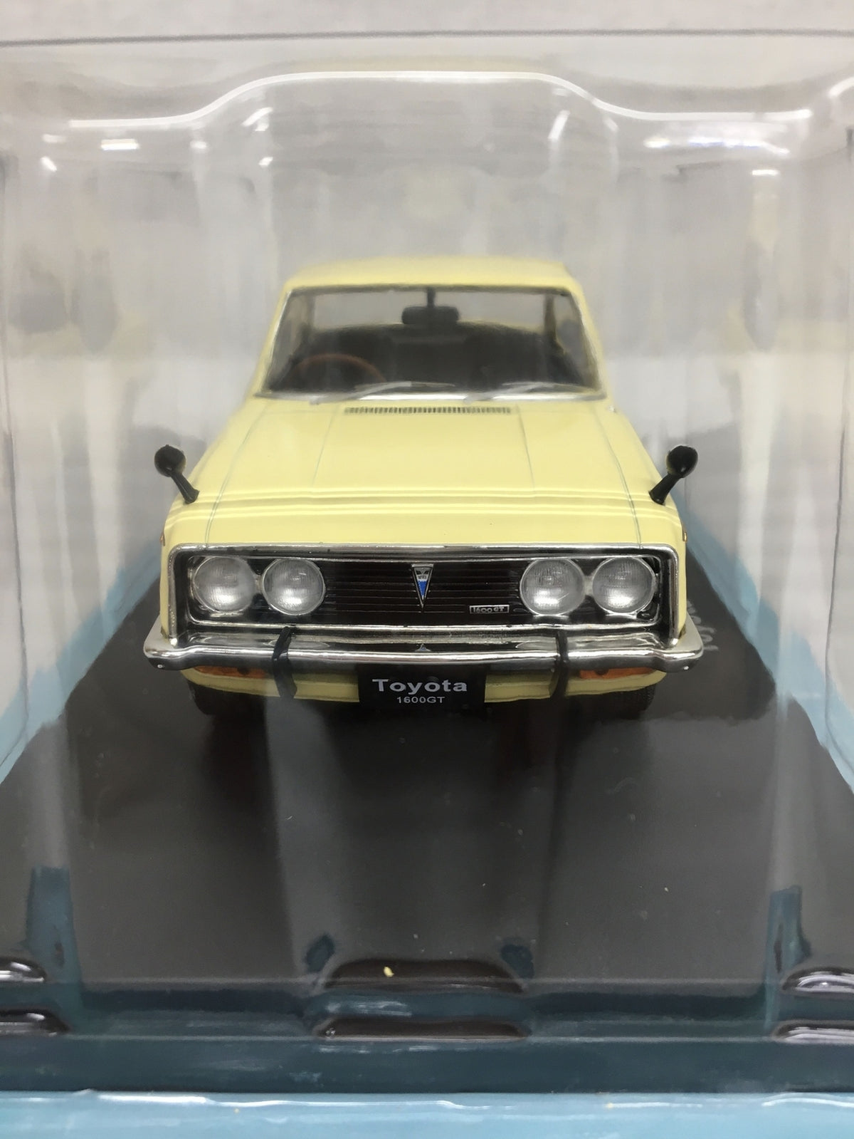 アシェット Toyota 1600GT (1967) スケールカー