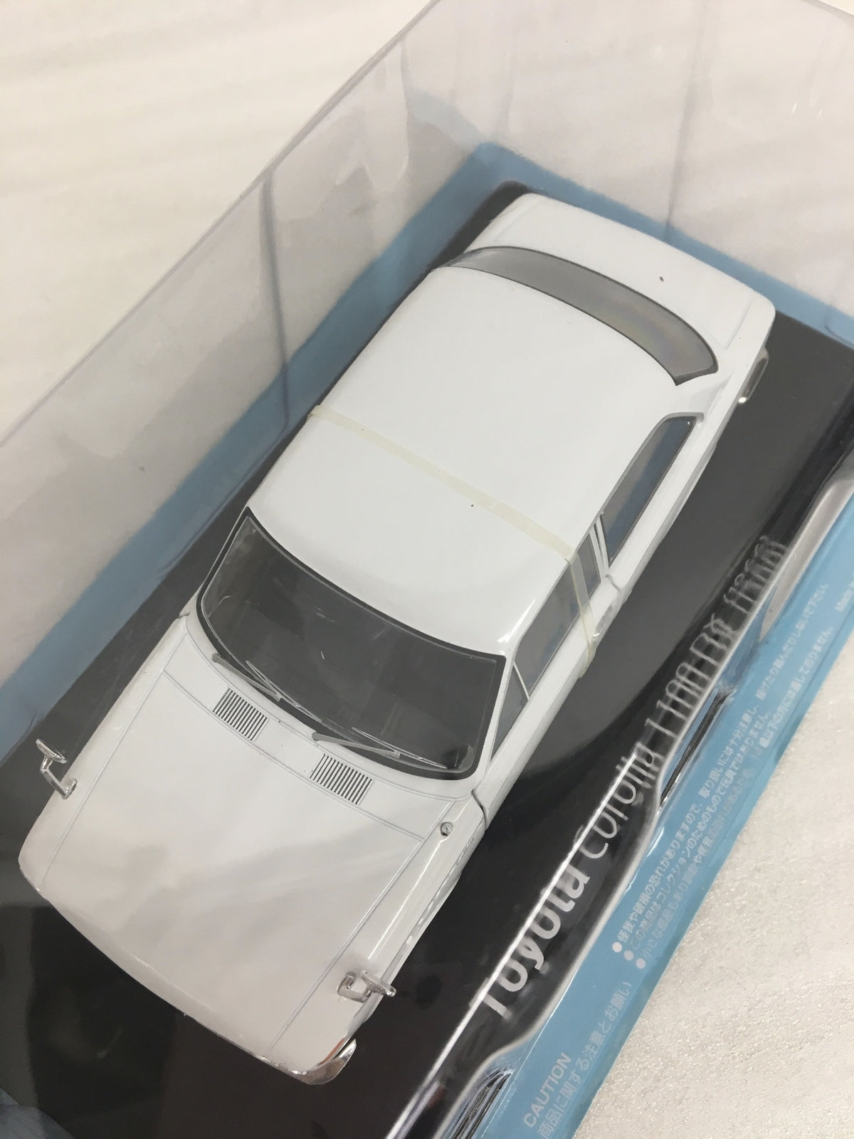 アシェット Toyota Corolla 1100 DX (1966) スケールカー