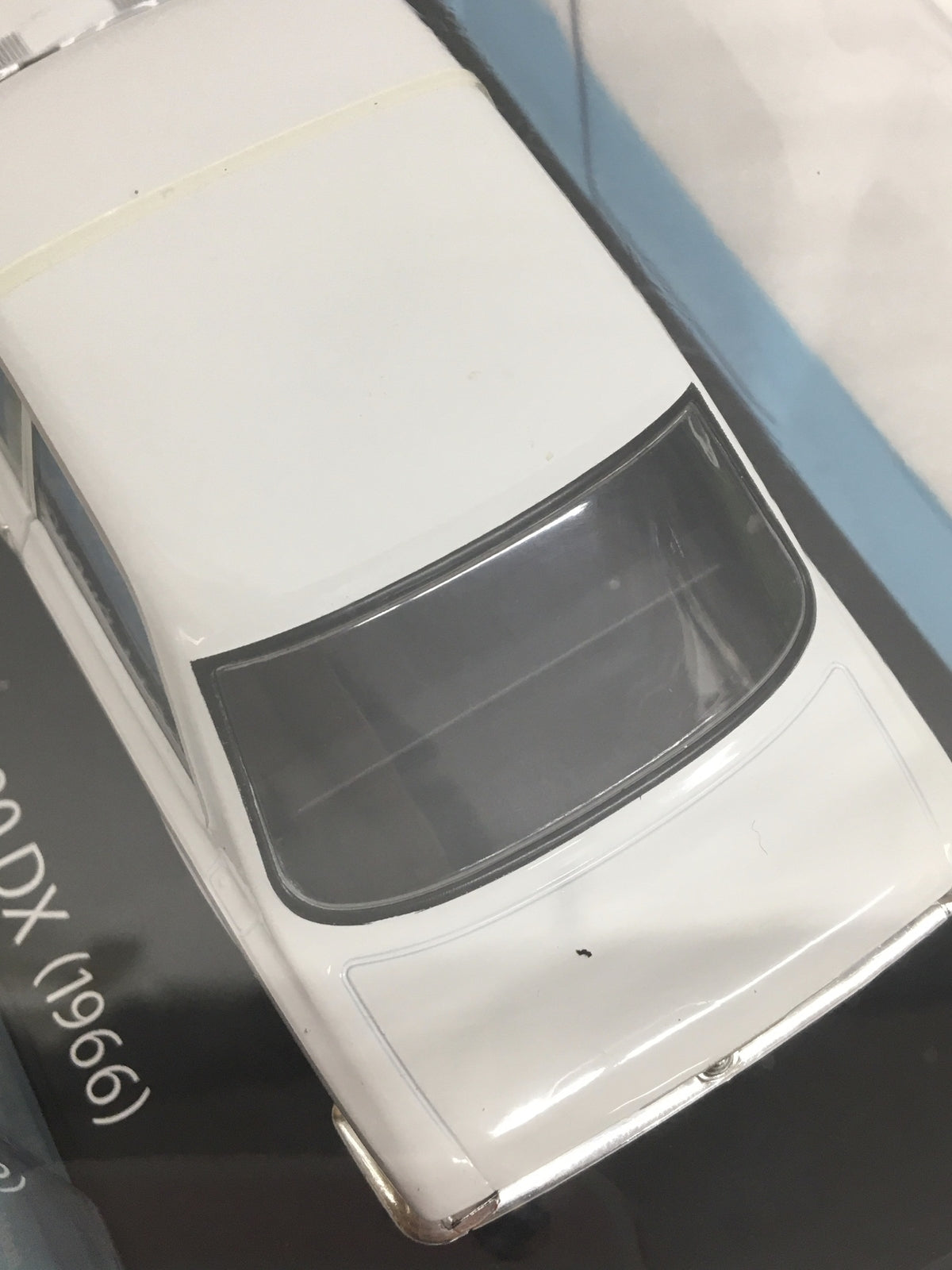 アシェット Toyota Corolla 1100 DX (1966) スケールカー