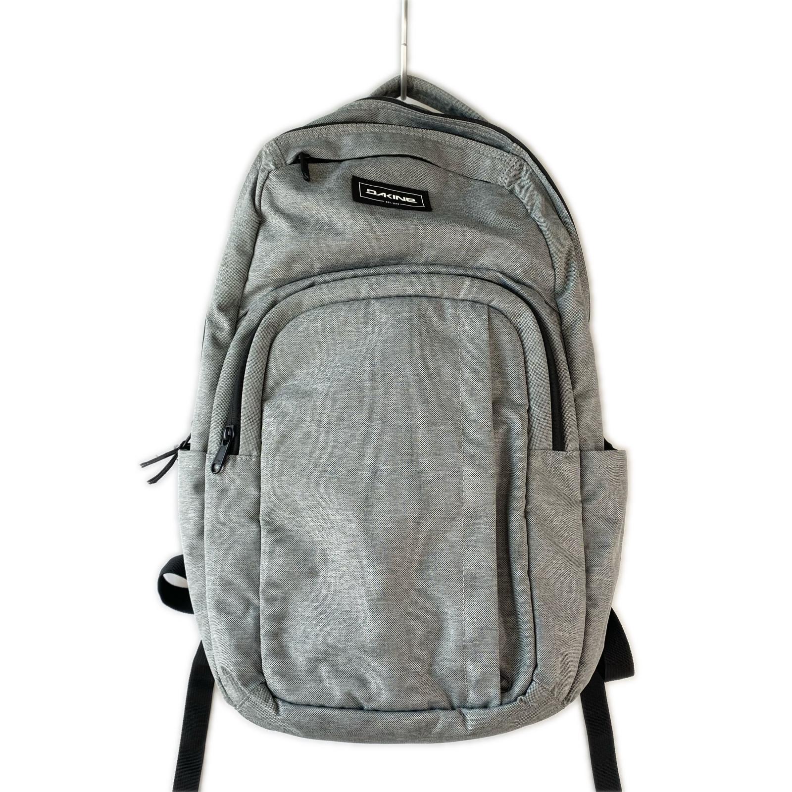 リュック・デイパック DAKINE リュックサック・バックパック グレー
