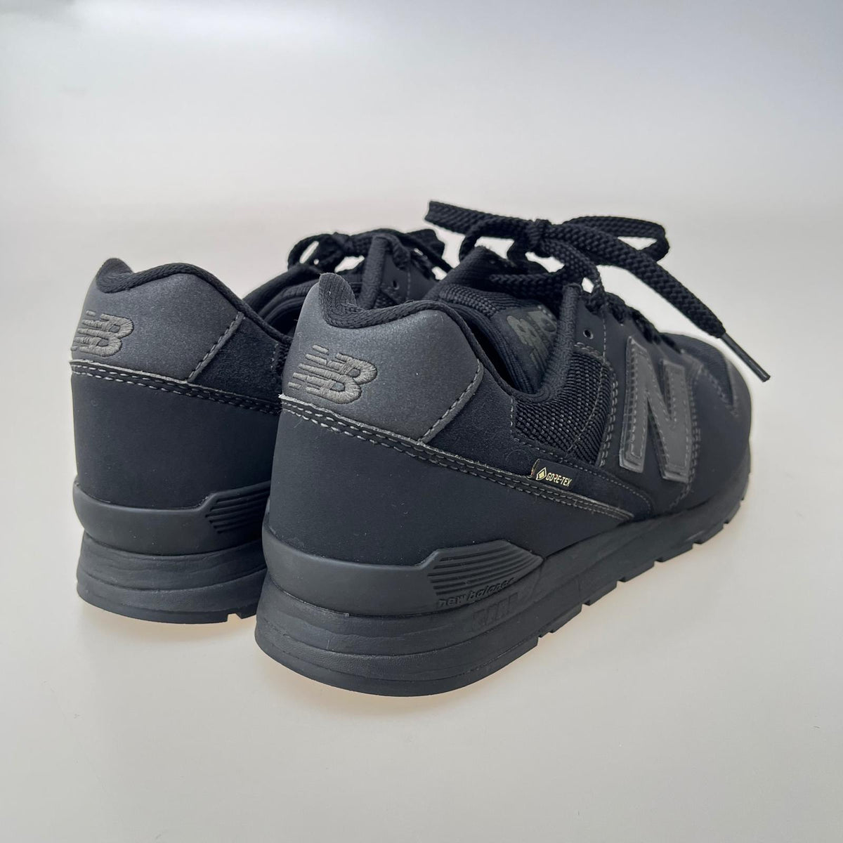 スニーカー CM996XAB GORE-TEX 黒 26.5 26.5cm (US8 1/2 UK8 EU43) ブラック