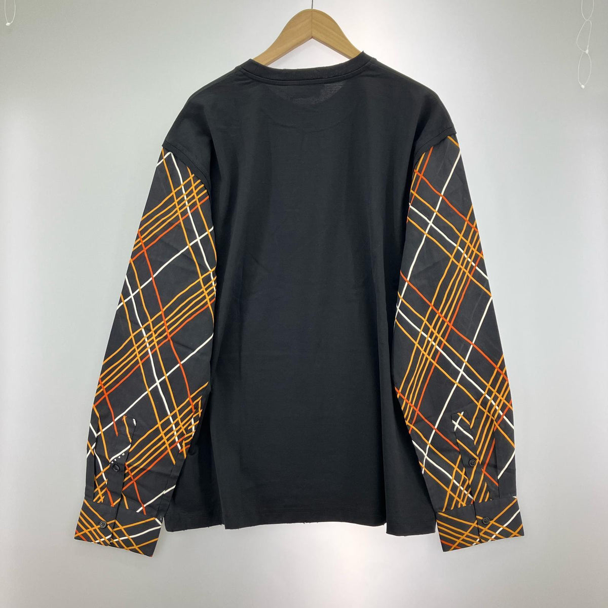 長袖Tシャツ 22AW アームデザイン 黒 (48)