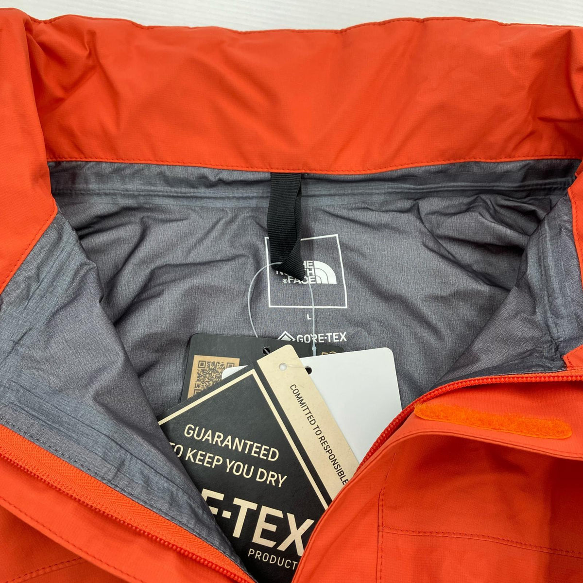 マウンテンパーカー Raintex Jacket マンゴーオレンジ (L)