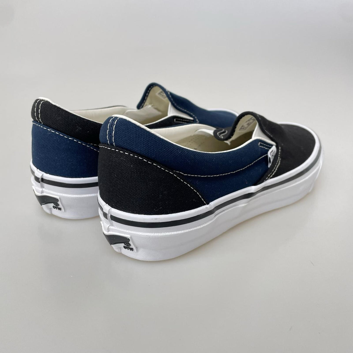 スニーカー Classic Slip-On 98 黒×紺 (26) 26cm (US8 UK7 1/2 EU42)