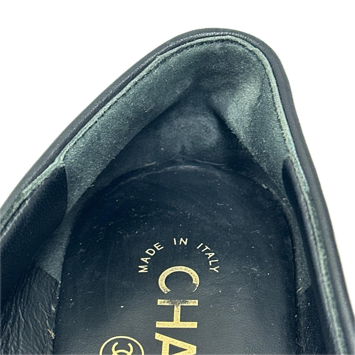 CHANEL ココマーク パール レザー ローファー 黒