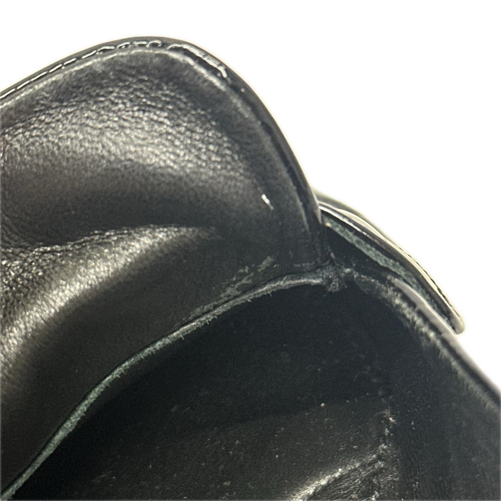 PRADA ヒール 靴 黒