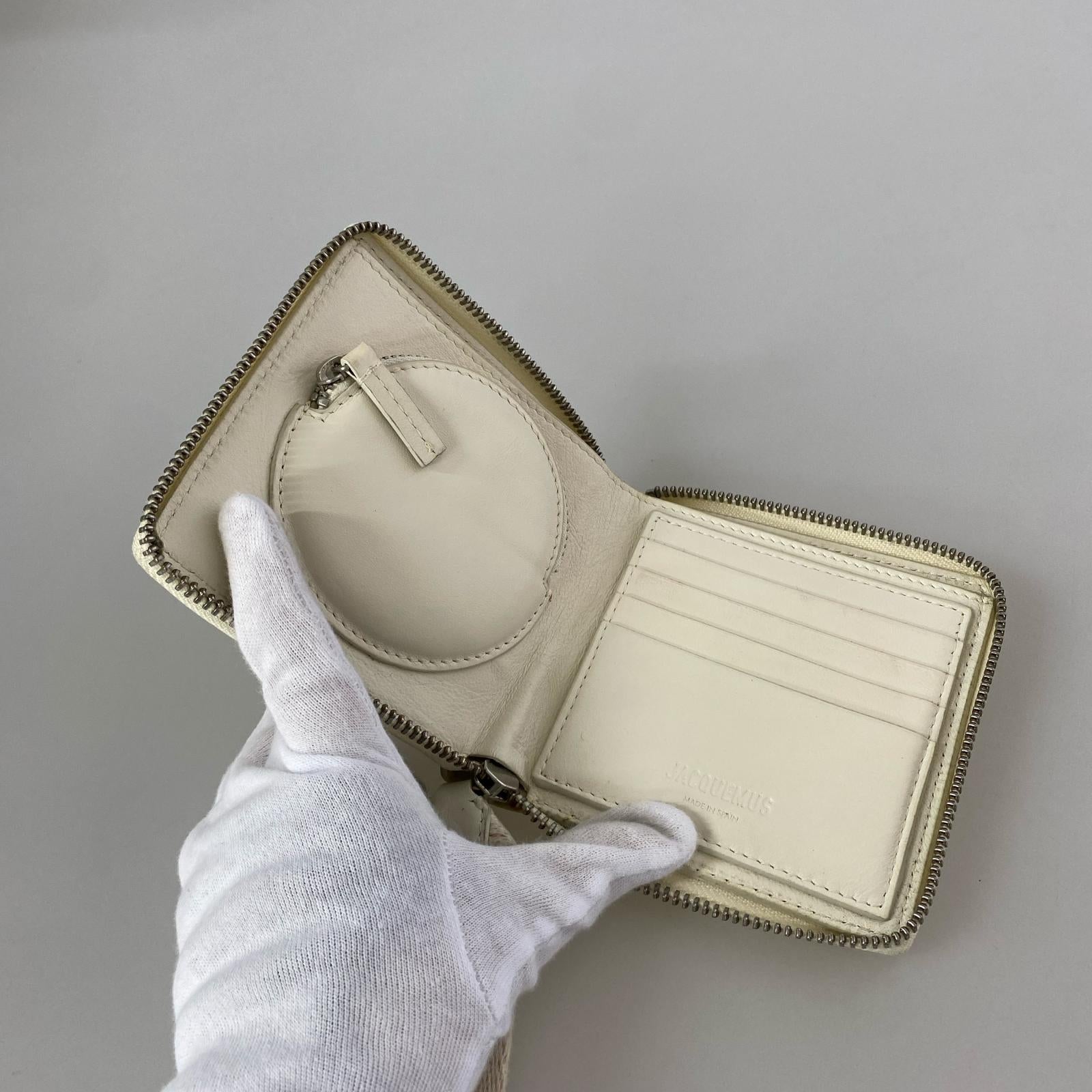 コンパクトウォレット JACQUEMUS コンパクトウォレット アイボリー