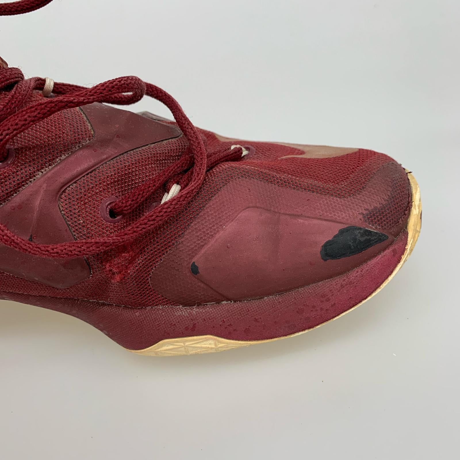 シューズ LEBRON XIII 赤 807219-600 26.5㎝