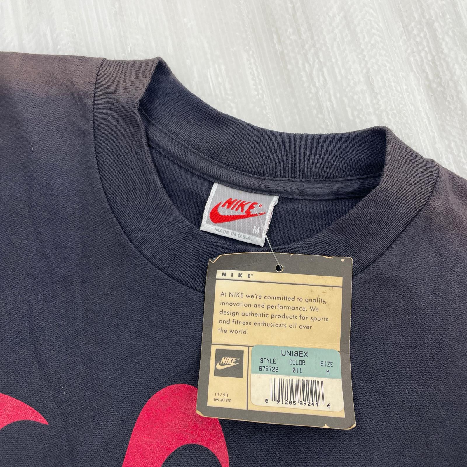 半袖Tシャツ NIKE 90s 風車 スウォッシュ 赤 (M) M ブラック
