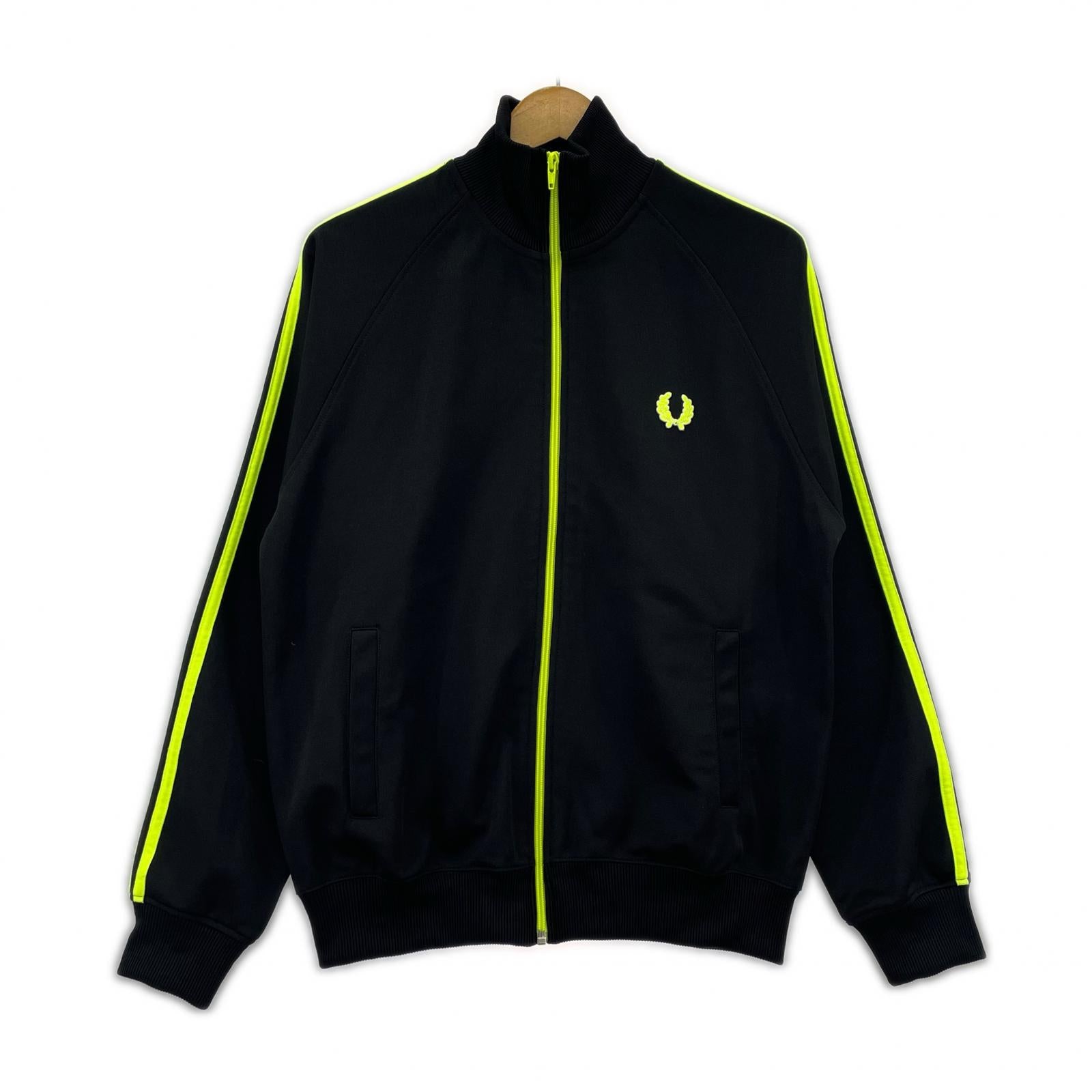 ジャケット FRED PERRY トラックジャケット 黒 (S) S ブラック