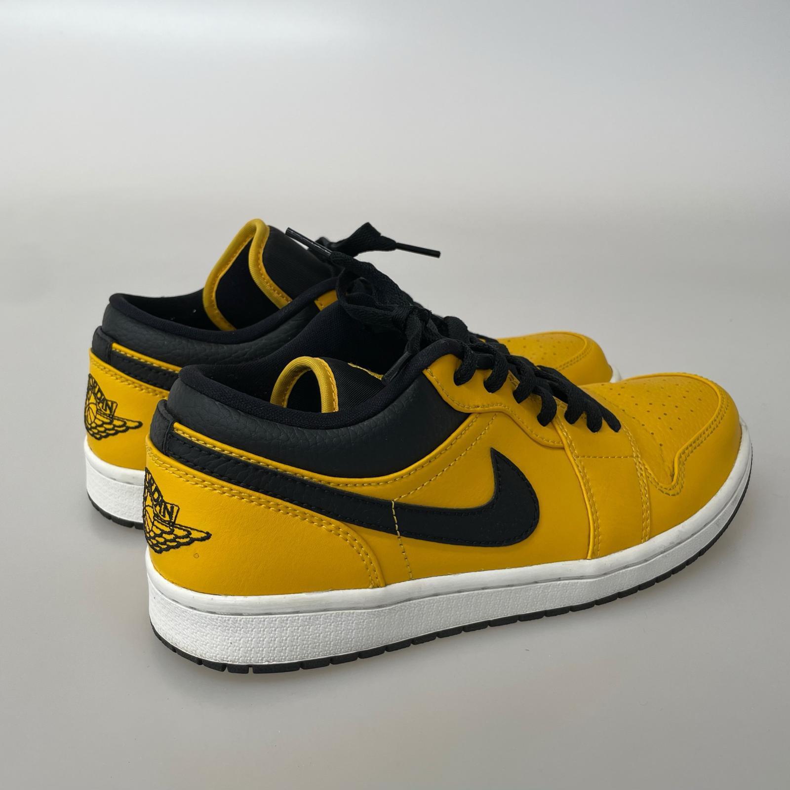 スニーカー AIR JORDAN 1 LOW (26cm) 553558-700 26cm (US8 UK7 1/2 EU42) イエロー