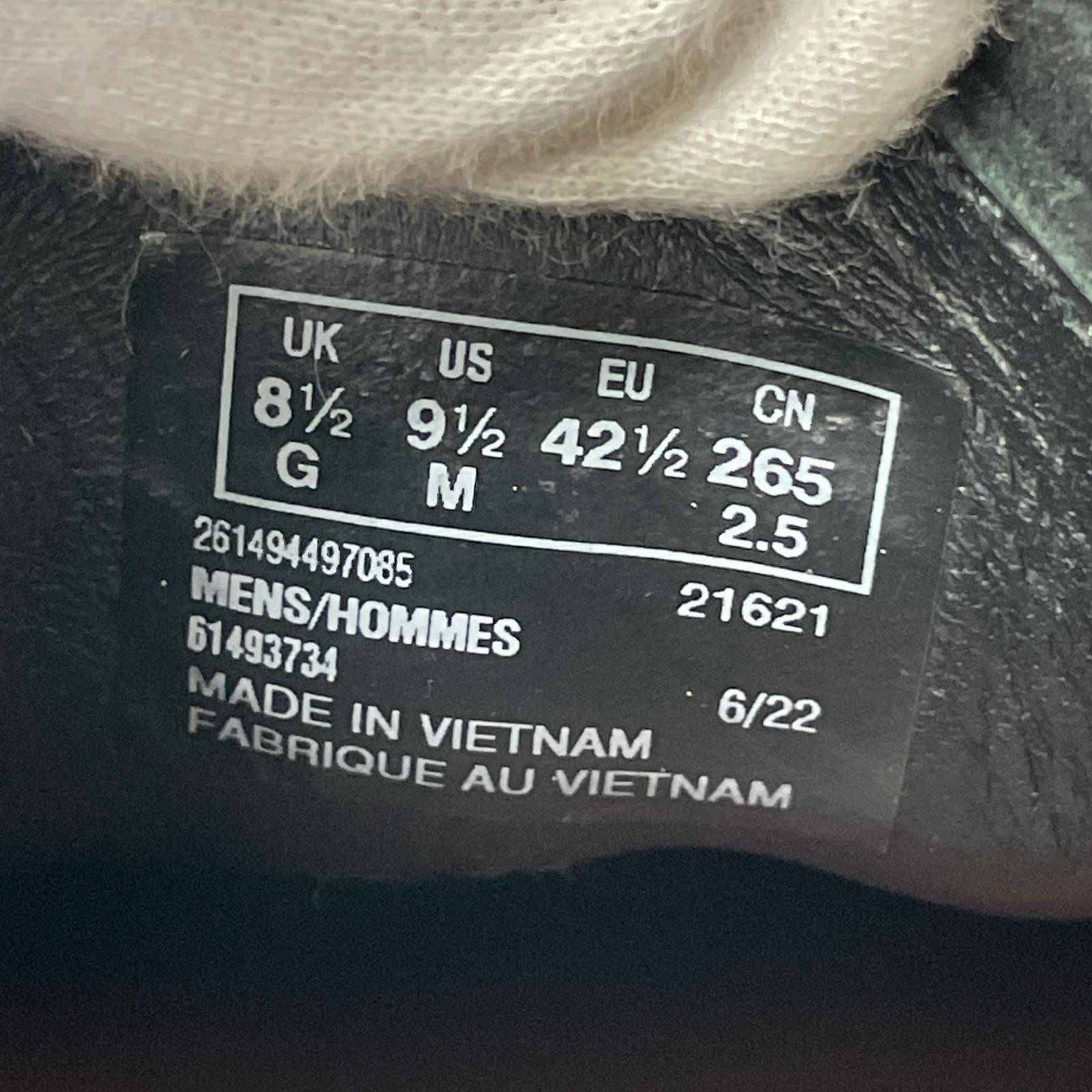 シューズ GORE-TEX ワラビー BLK (UK8.5) ブラック