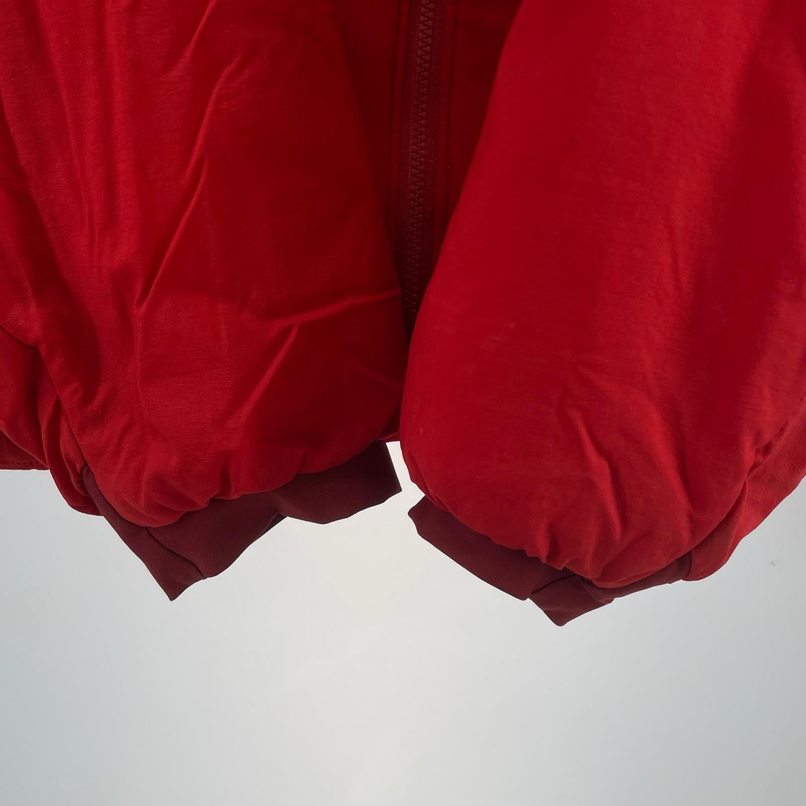 ダウンジャケット Atom Heavyweight jacket 赤 M M レッド