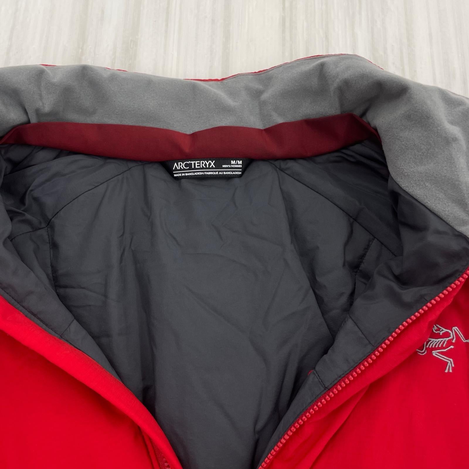 ダウンジャケット Atom Heavyweight jacket 赤 M M レッド