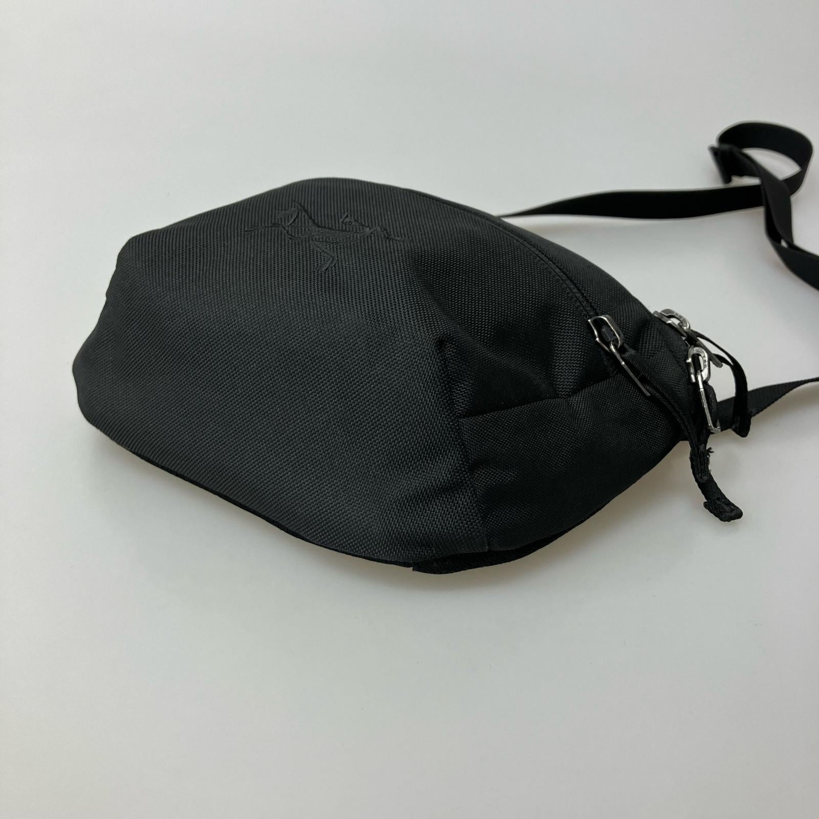ショルダーバッグ Mantis 1 Waist Pack ブラック