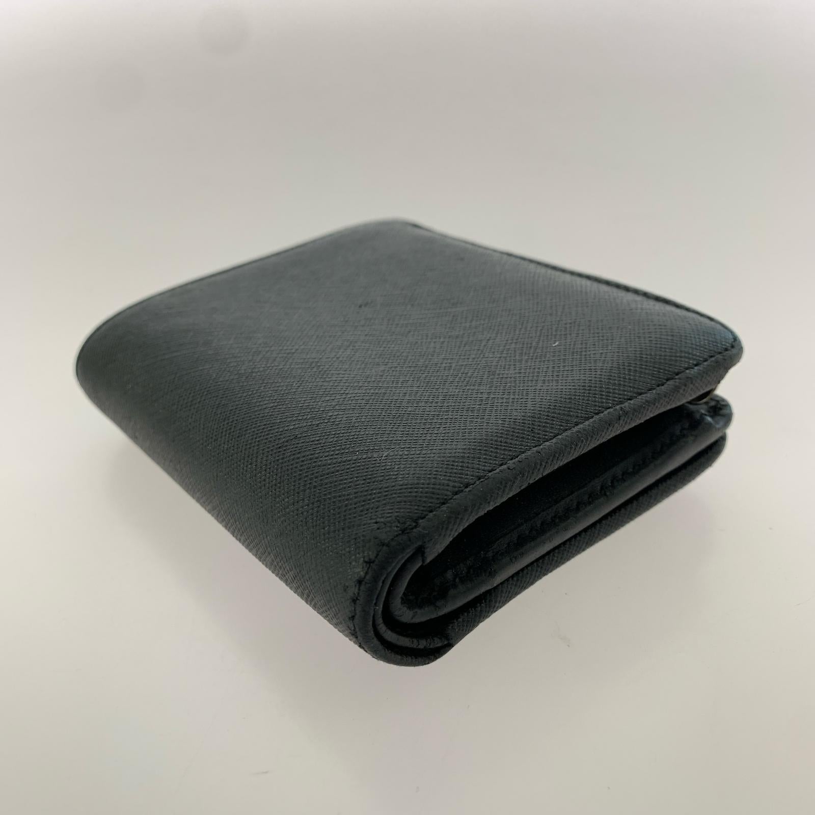 コンパクトウォレット SAFFIANO WALLET FR PKT ブラック