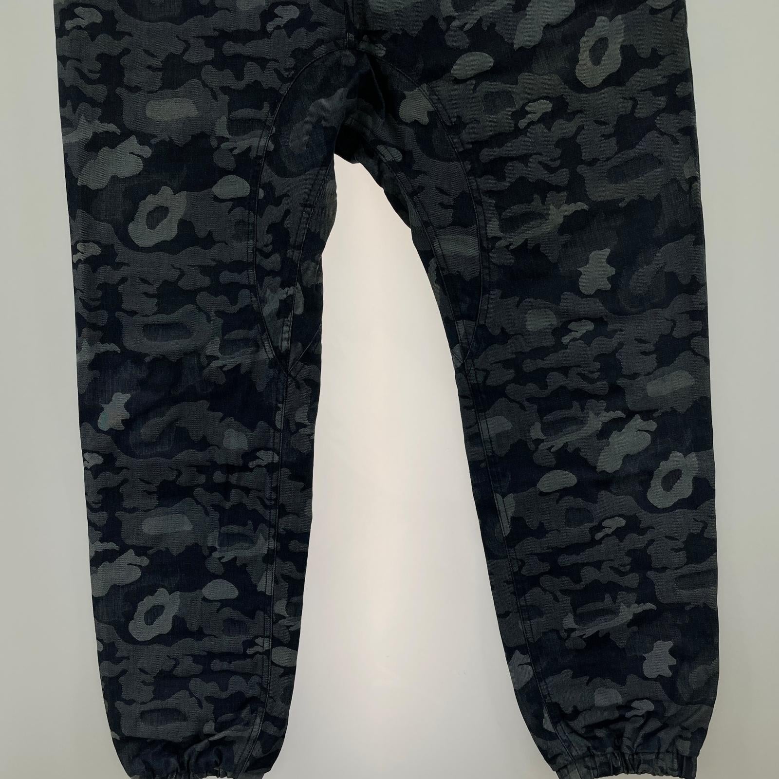 パンツ ARMANI EXCHANGE ジョガーパンツ カモフラ 30