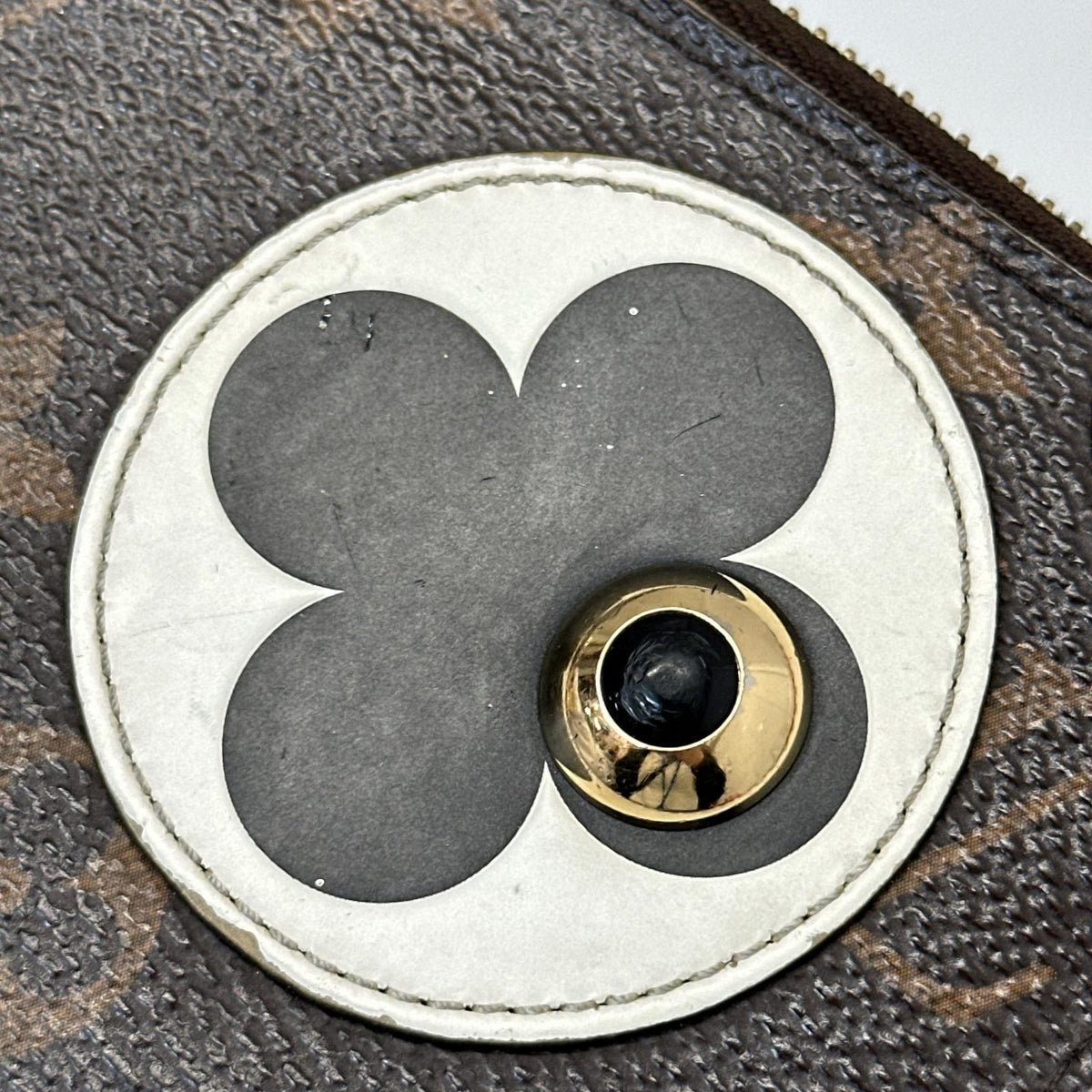 LV ジッピーウォレット M67246