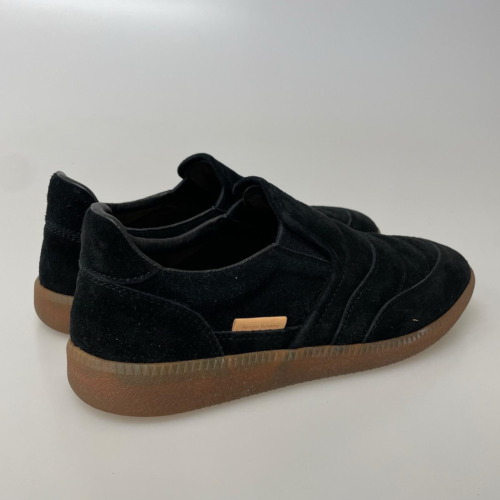 スニーカー Hender Scheme Derrida スウェード スリッポン 4 ブラック 4 ブラック