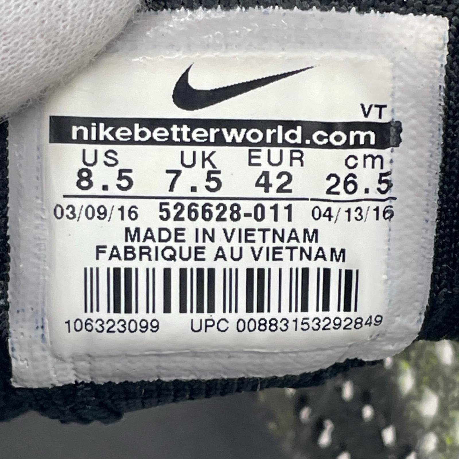 スニーカー FLYKNIT RACER 26.5 26.5cm (US8 1/2 UK8 EU43) ブラック