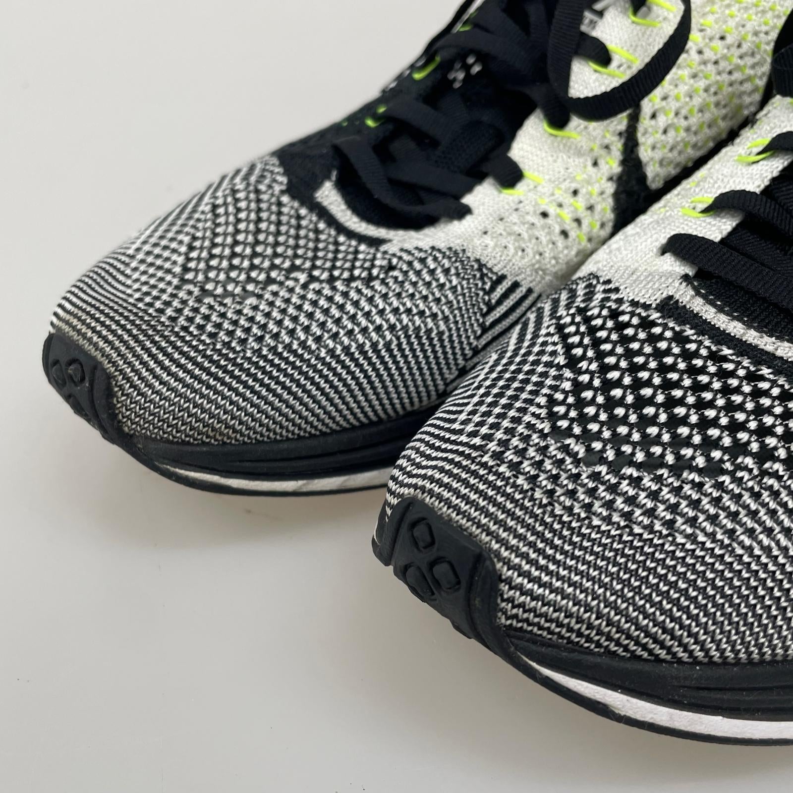 スニーカー FLYKNIT RACER 26.5 26.5cm (US8 1/2 UK8 EU43) ブラック