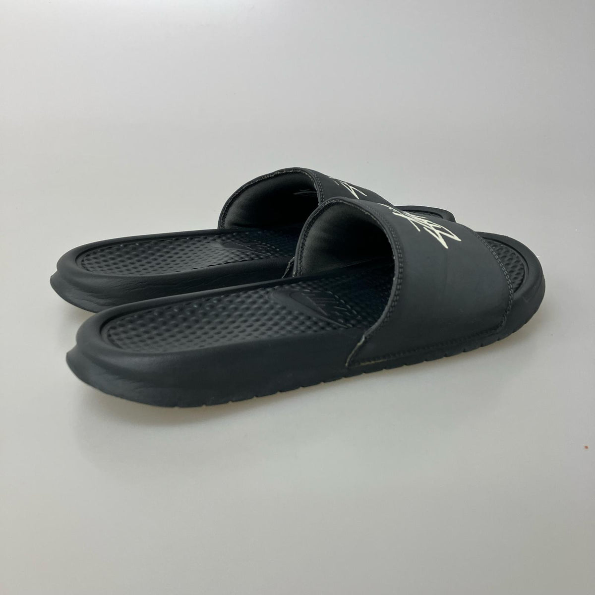 サンダル NIKE×STUSSY Benassi Slides スライドサンダル 28㎝ ブラック 28cm (US10 UK9 1/2 EU46) ブラック