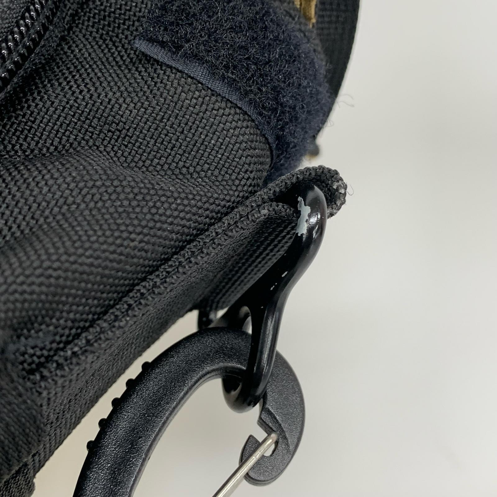 ショルダーバッグ M.O.D Messenger ブラック