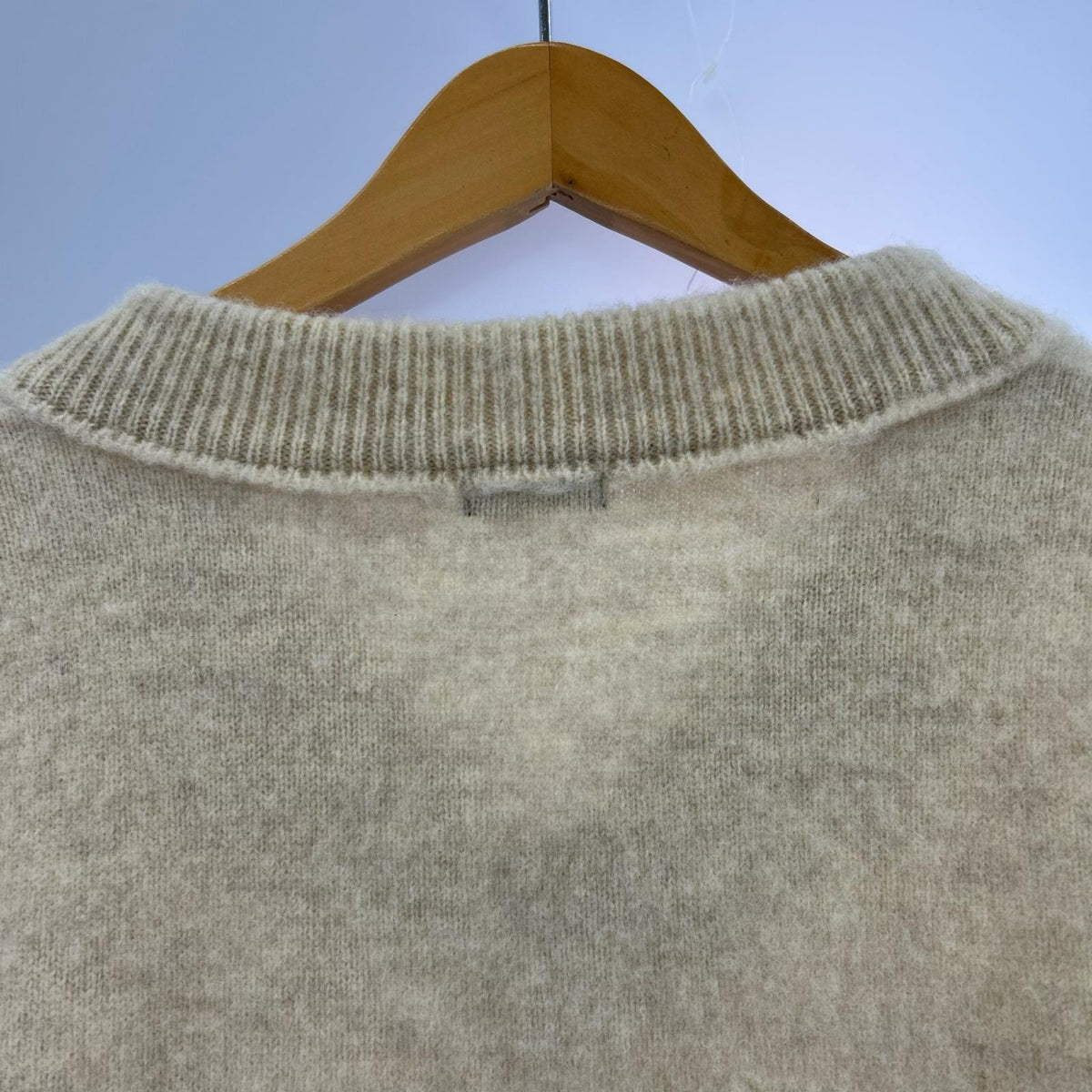ニット Eys.MATERIAUX ウール Vネック ベージュ (L) L ベージュ
