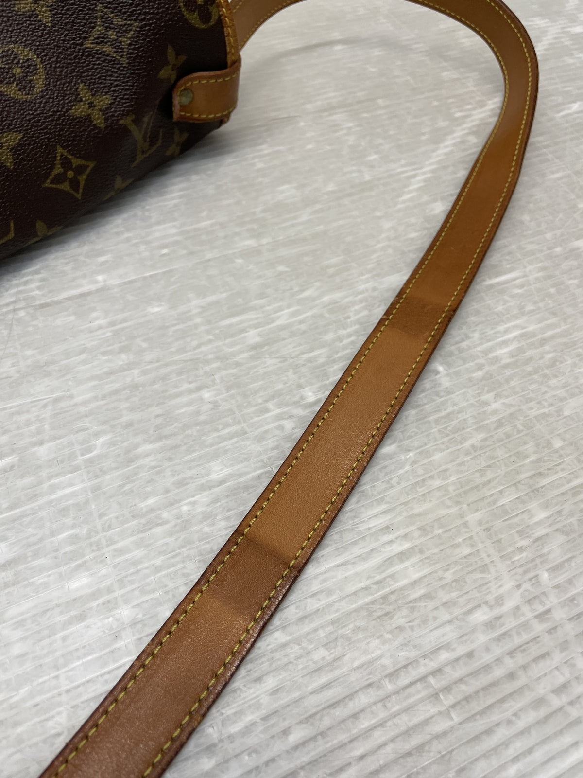 M42254 AR0954 M42254