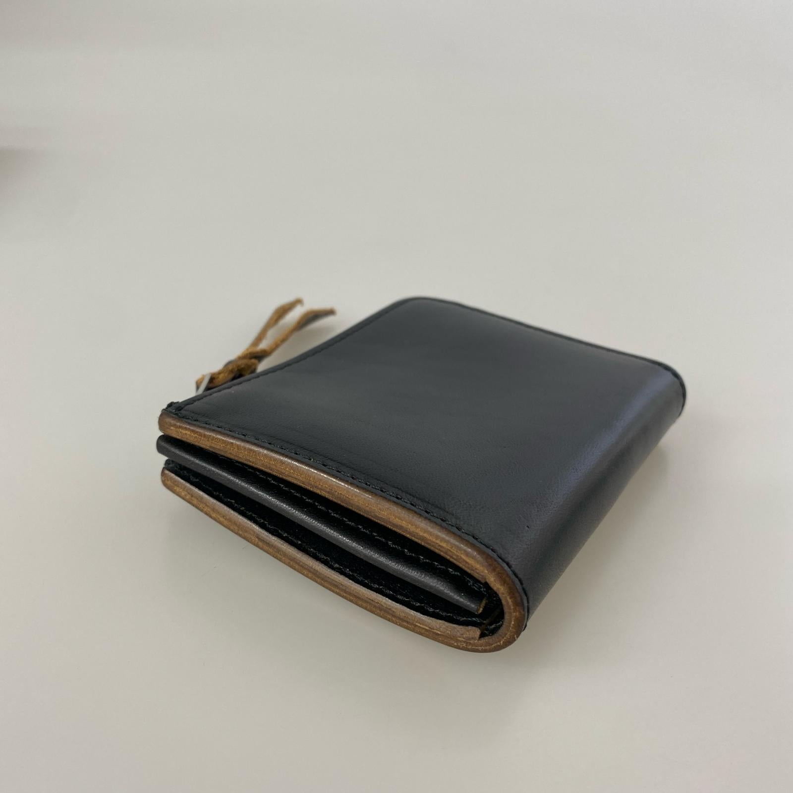 コンパクトウォレット INCEPTION レザー コンパクトウォレット 黒 ブラック