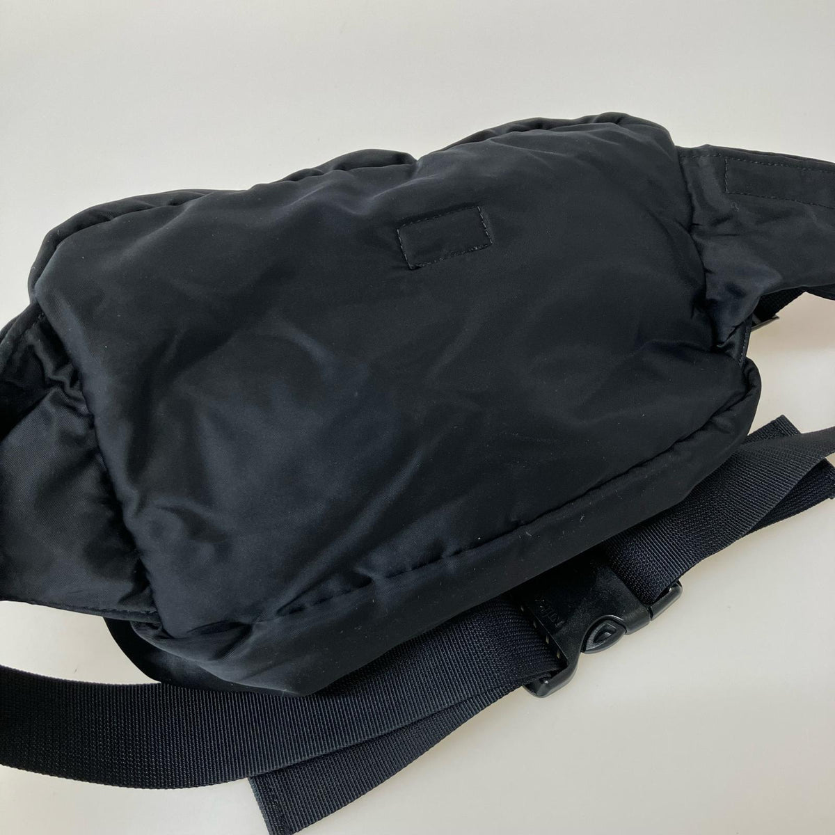 ボディバッグ TANKER HIP BAG 黒 622-08635 ブラック