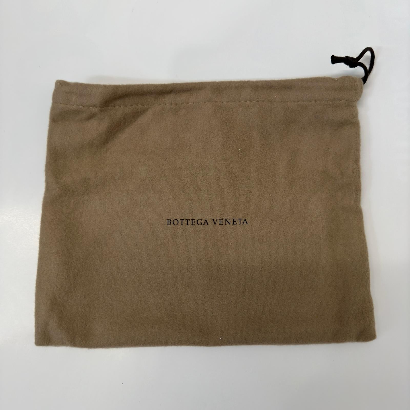 Bottega Beneta イントレチャート 長財布 赤