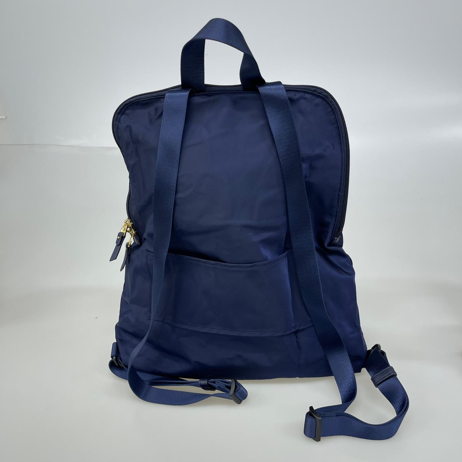 リュック・デイパック JUST IN CASE TRAVEL BACKPACK ネイビー