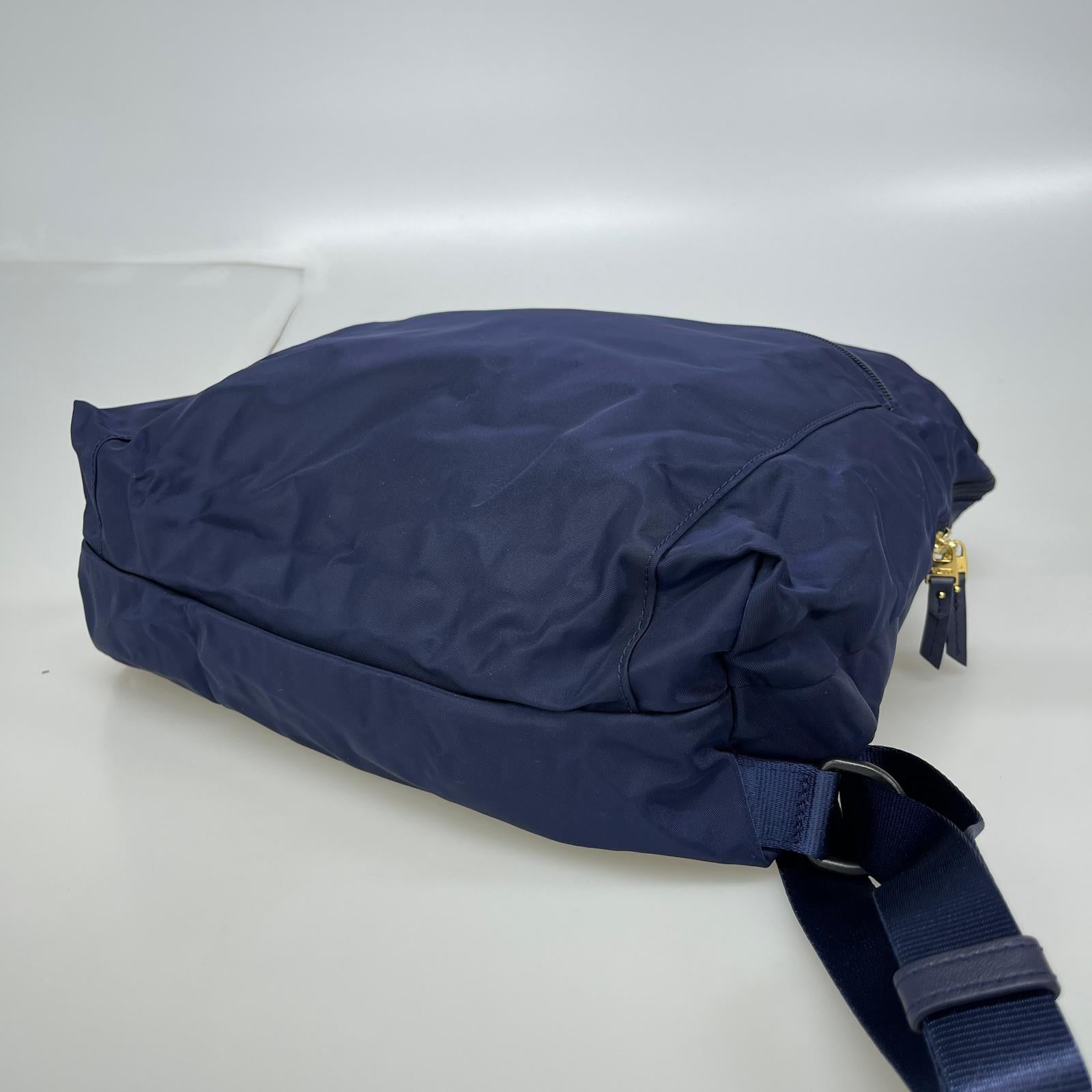 リュック・デイパック JUST IN CASE TRAVEL BACKPACK ネイビー