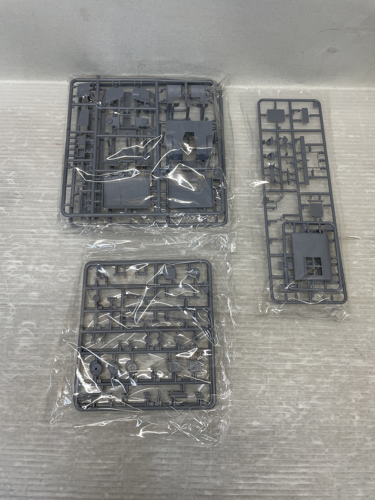 1/35 英・シボレー C60L キャブ13 カーゴトラック ミリタリープラモ