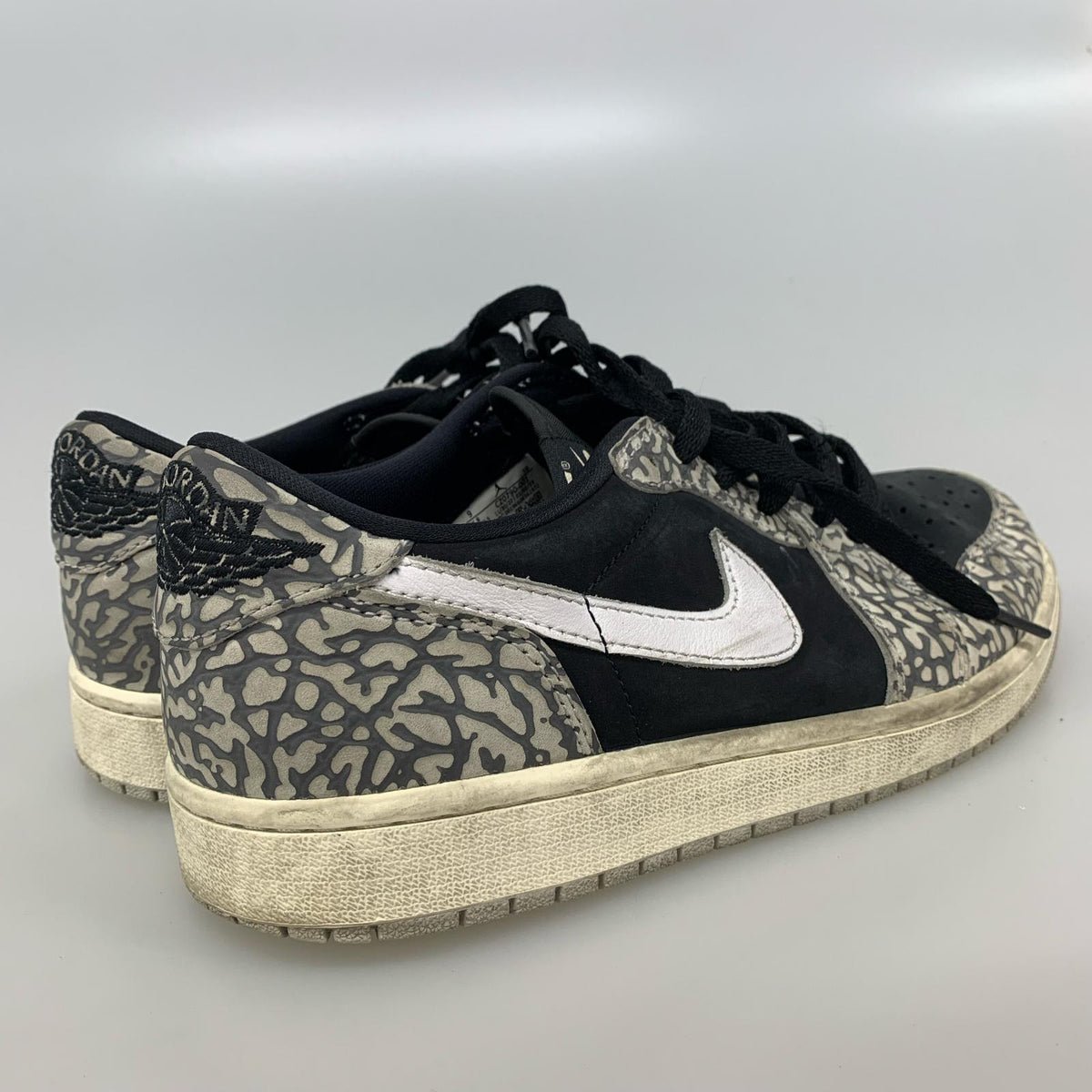 スニーカー AIR JORDAN 1 RETRO LOW (27.0) 27cm (US9 UK8 1/2 EU44) ブラック
