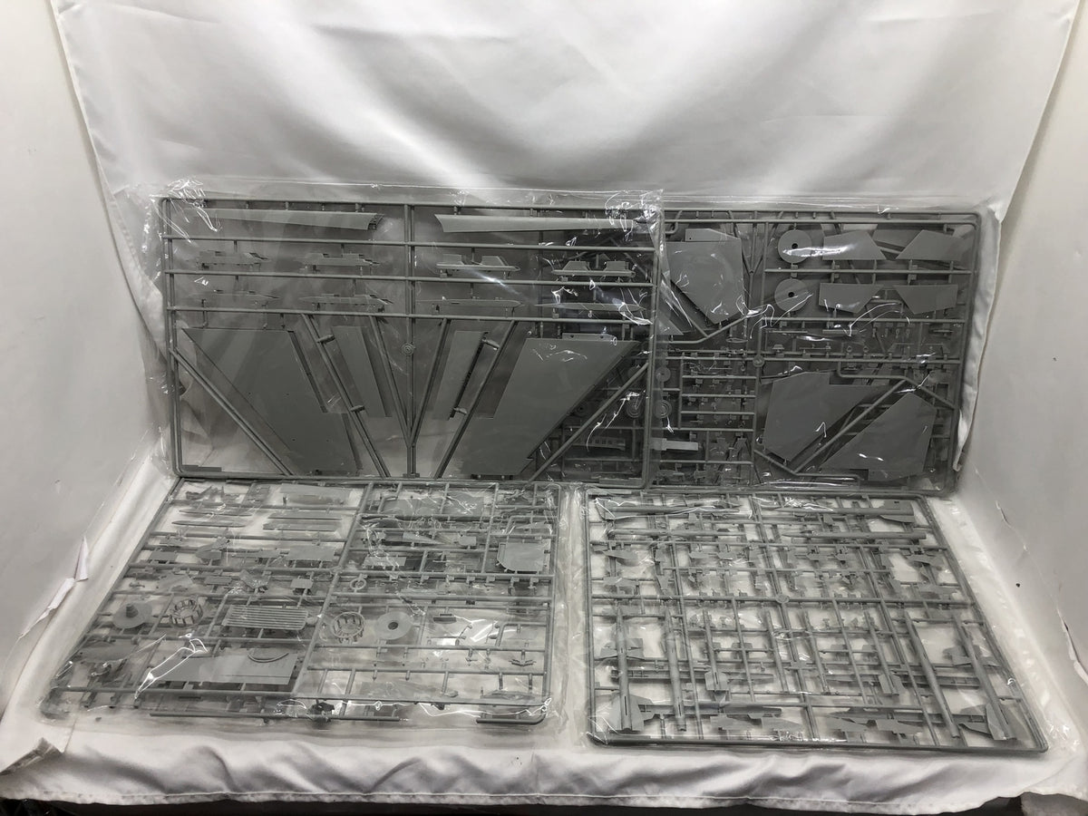 トランペッター 1/32 Su-27 フランカーB ミリタリープラモ
