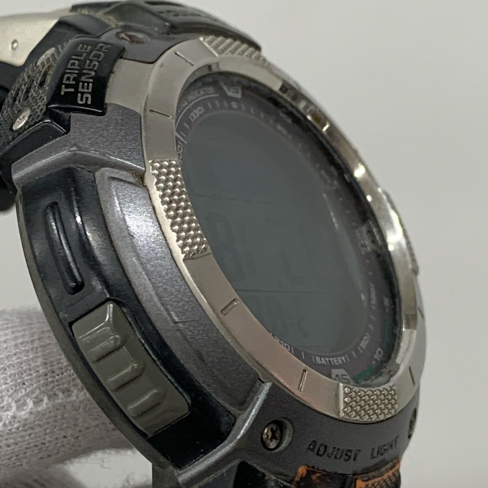 腕時計 CASIO PRO TREK PRW-1000J ブラック