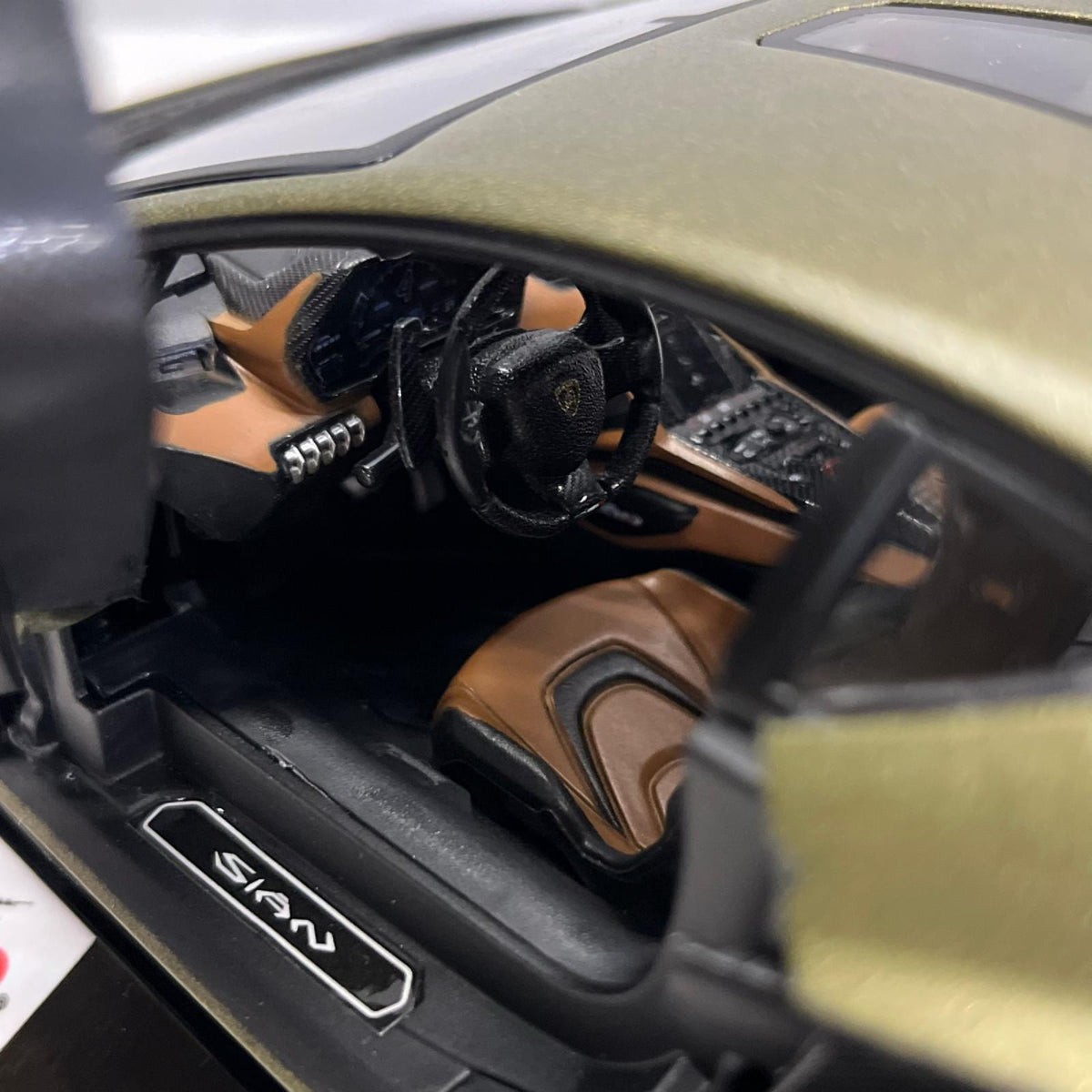 Maisto 1/18 Lamborghini Sian FKP 37 Lamborghini Sia'n FKP37 Maisto スケールカー