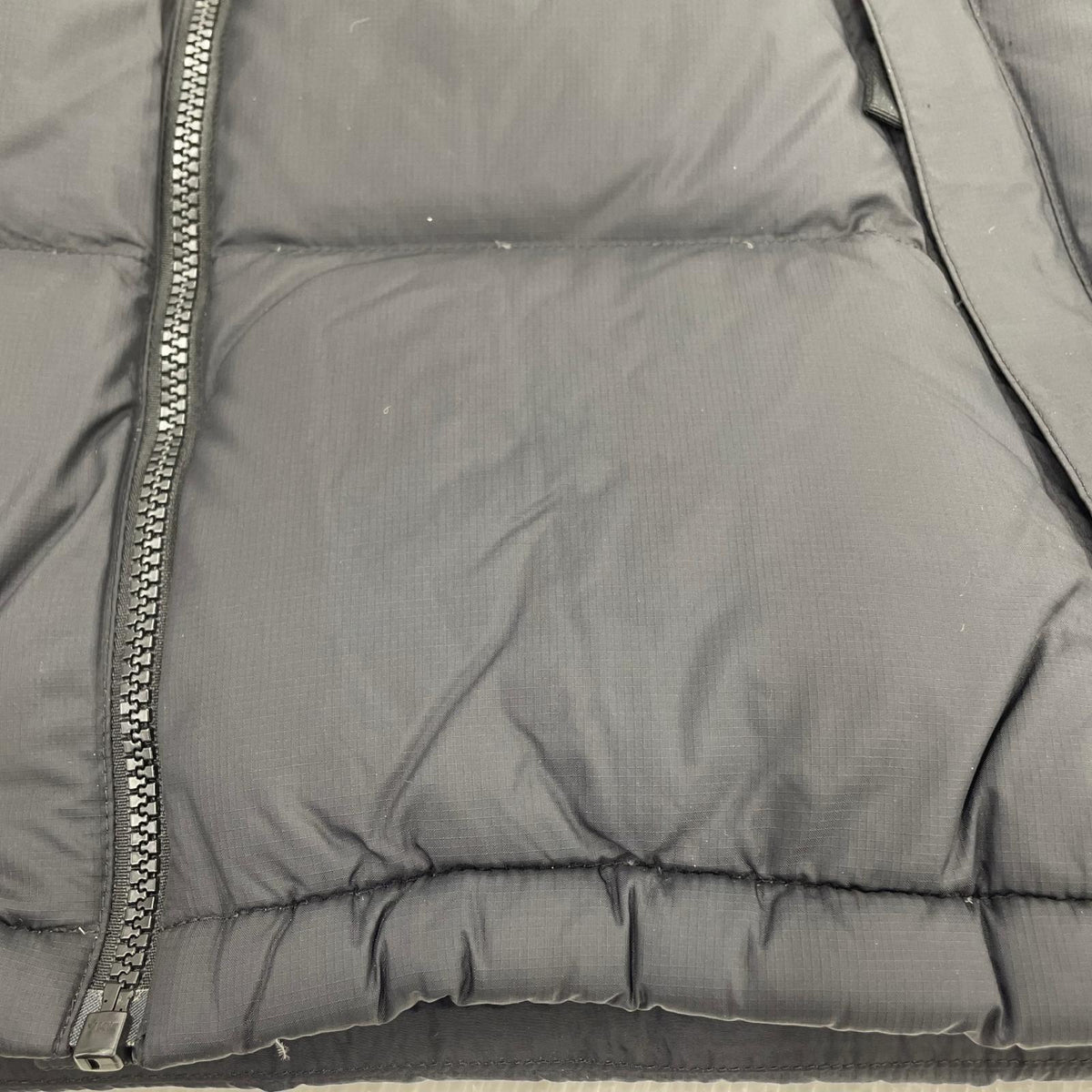 ダウンベスト Nuptse Vest/サイズL/ND92232 L ブラック