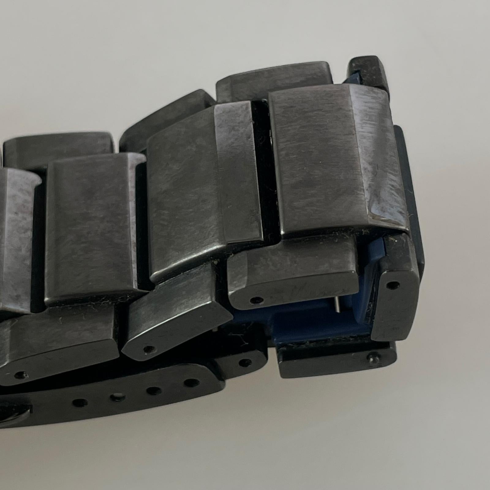 腕時計 MTG-B2000B-1A2JF タフソーラー CARBON MONOCOQUE ブラック