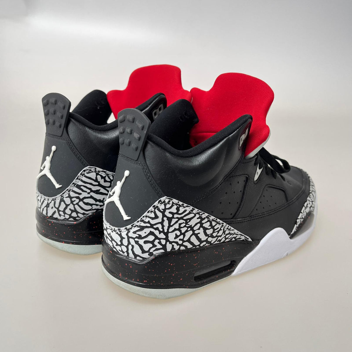 スニーカー jordan son of low 黒 28.5cm (US10 1/2 UK10 EU47) ブラック