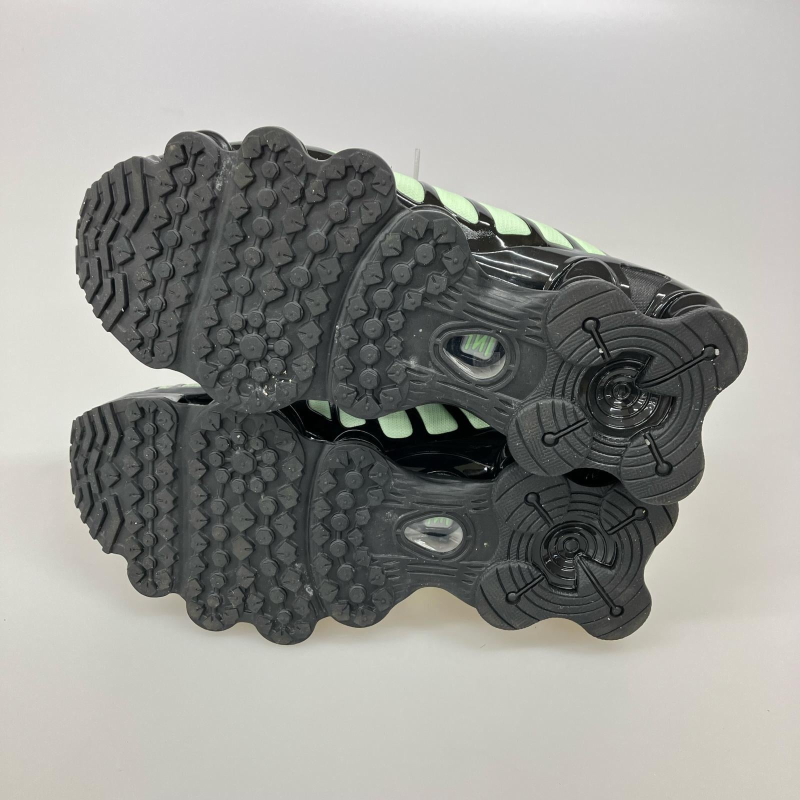 スニーカー AV3595-300 SHOX 緑 (26.0) 26cm (US8 UK7 1/2 EU42)
