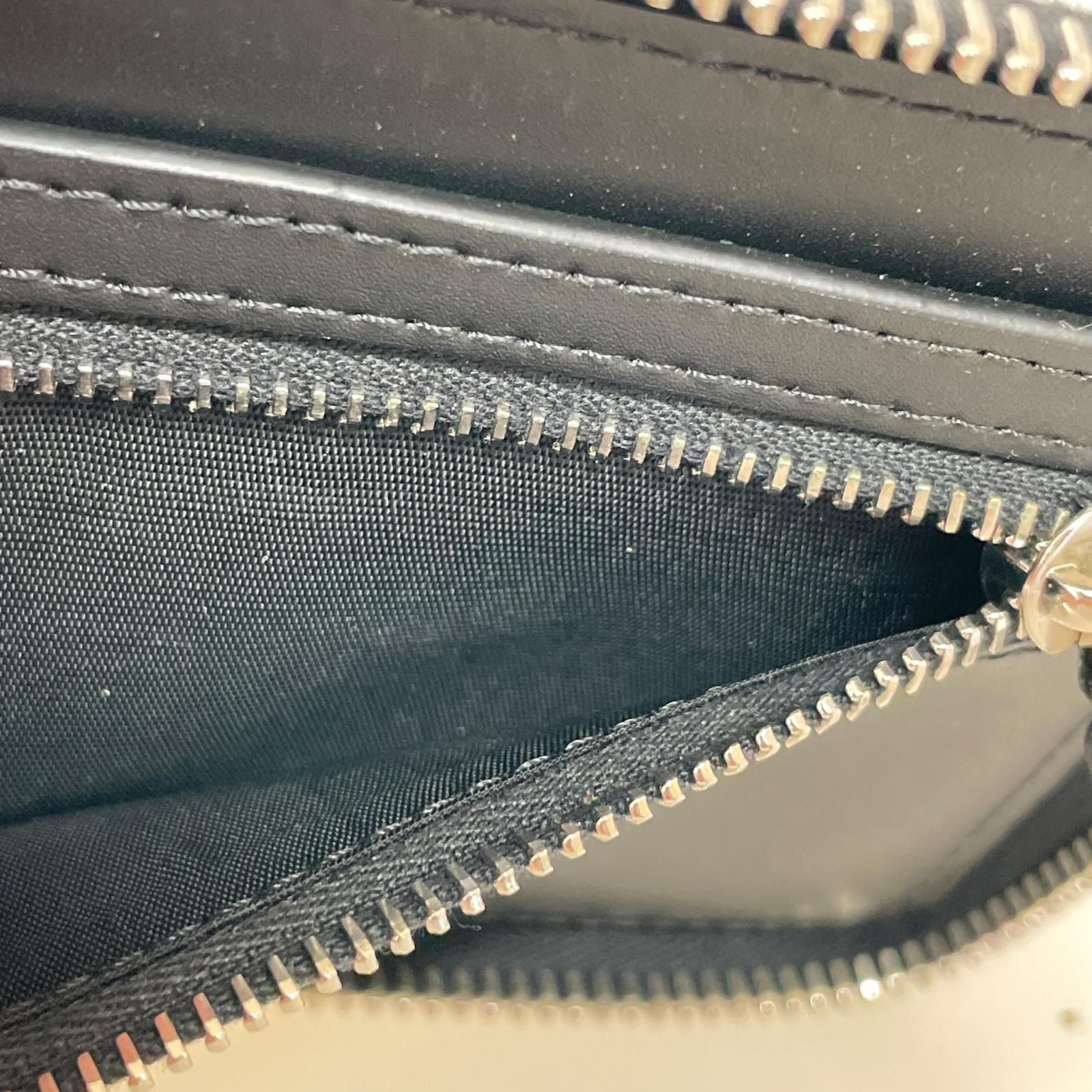 ショルダーバッグ VLTN BlackLeatherNeckWalet ブラック
