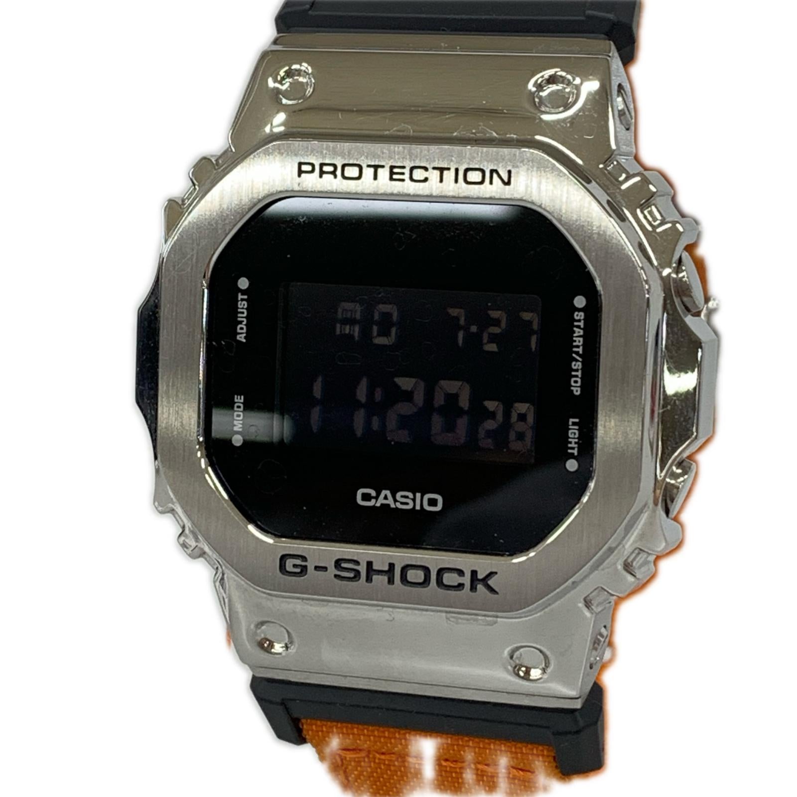 腕時計 G-SHOCK GM-5600U メタルトップ デジタル時計 シルバー ブラック