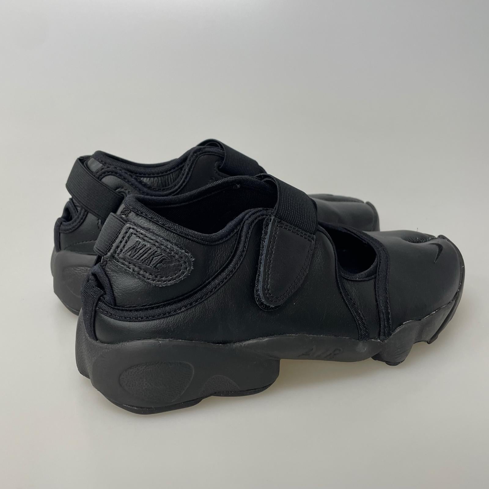 スニーカー AIR RIFT/HM5737 002/サイズ25cm 25cm (US7 UK6 1/2 EU40) ブラック