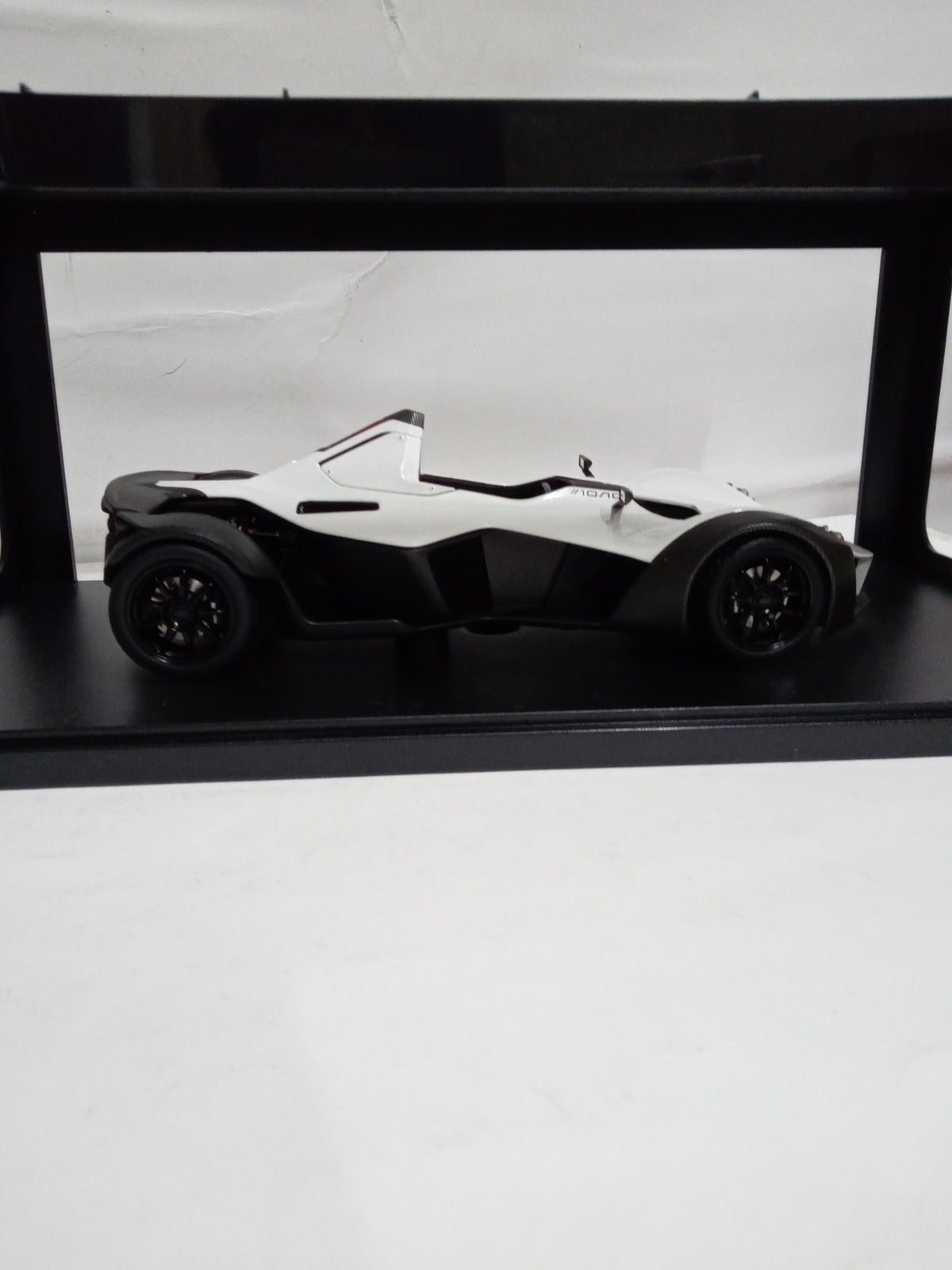 AUTOart コンポジットモデル BAC モノ スケールカー