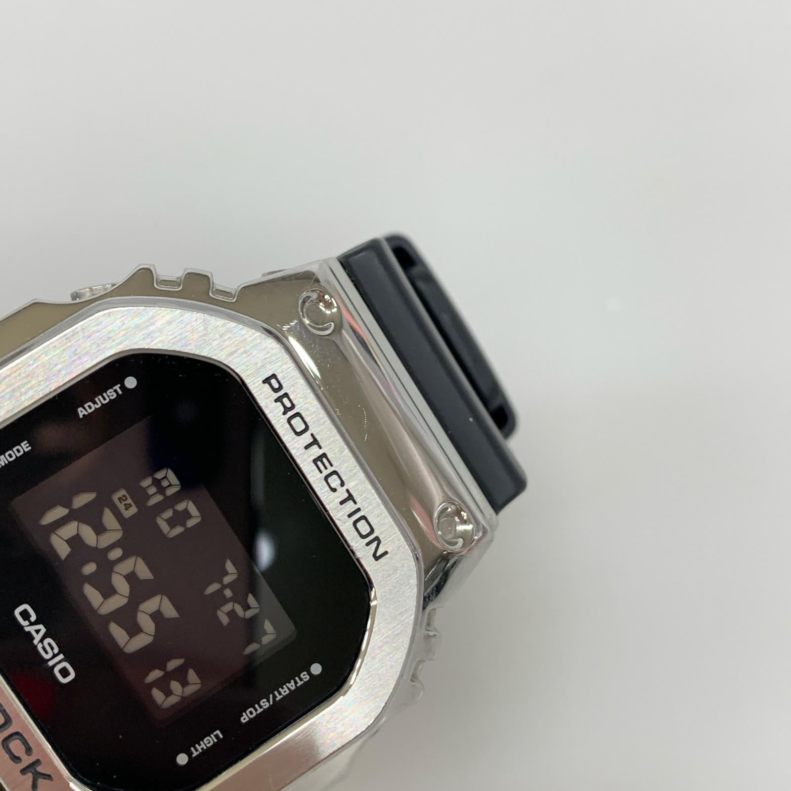腕時計 CASIO G-SHOCK DIGITAL 5600 SERIES ブラック