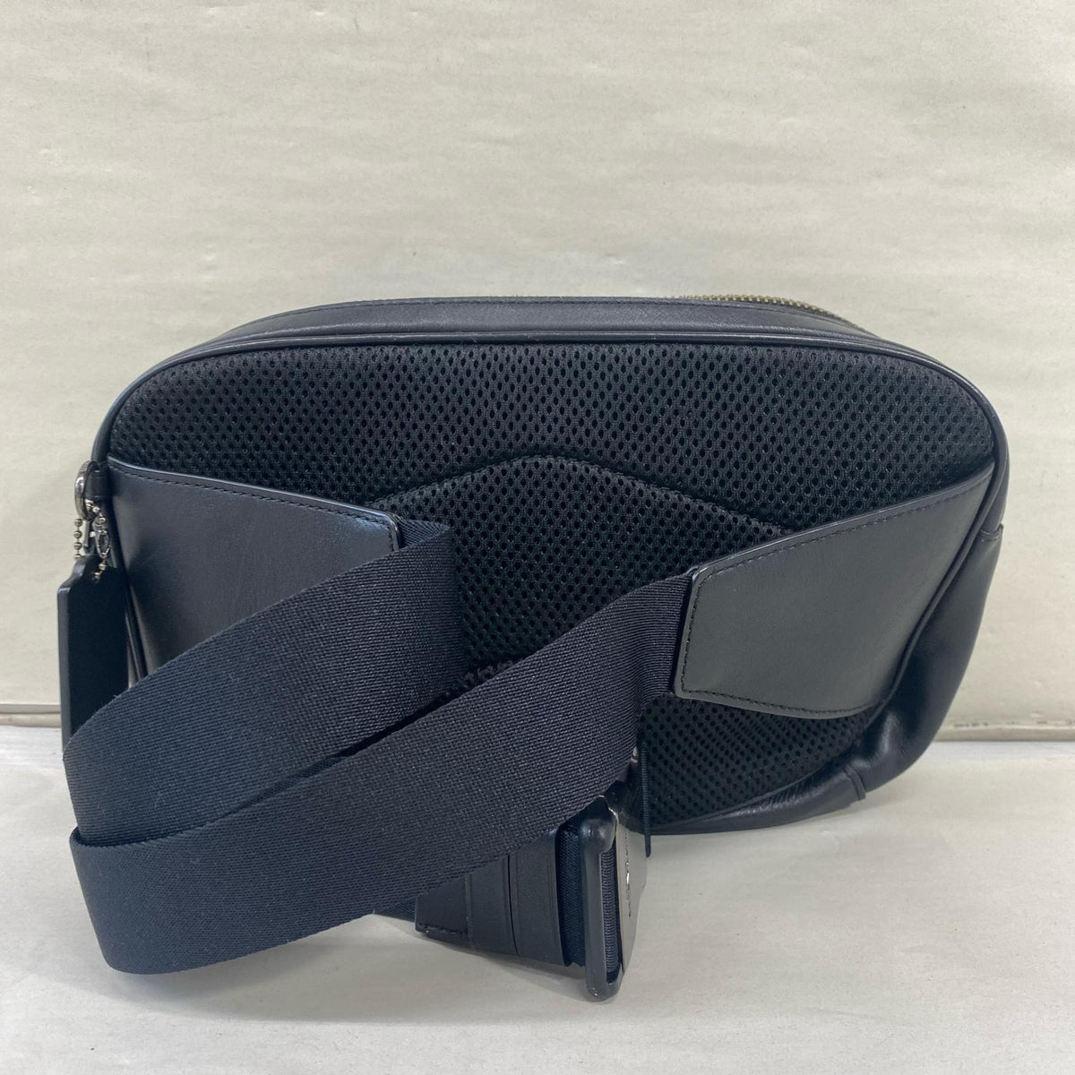COACH GRAHAM UTLTY PACK 黒 F37594