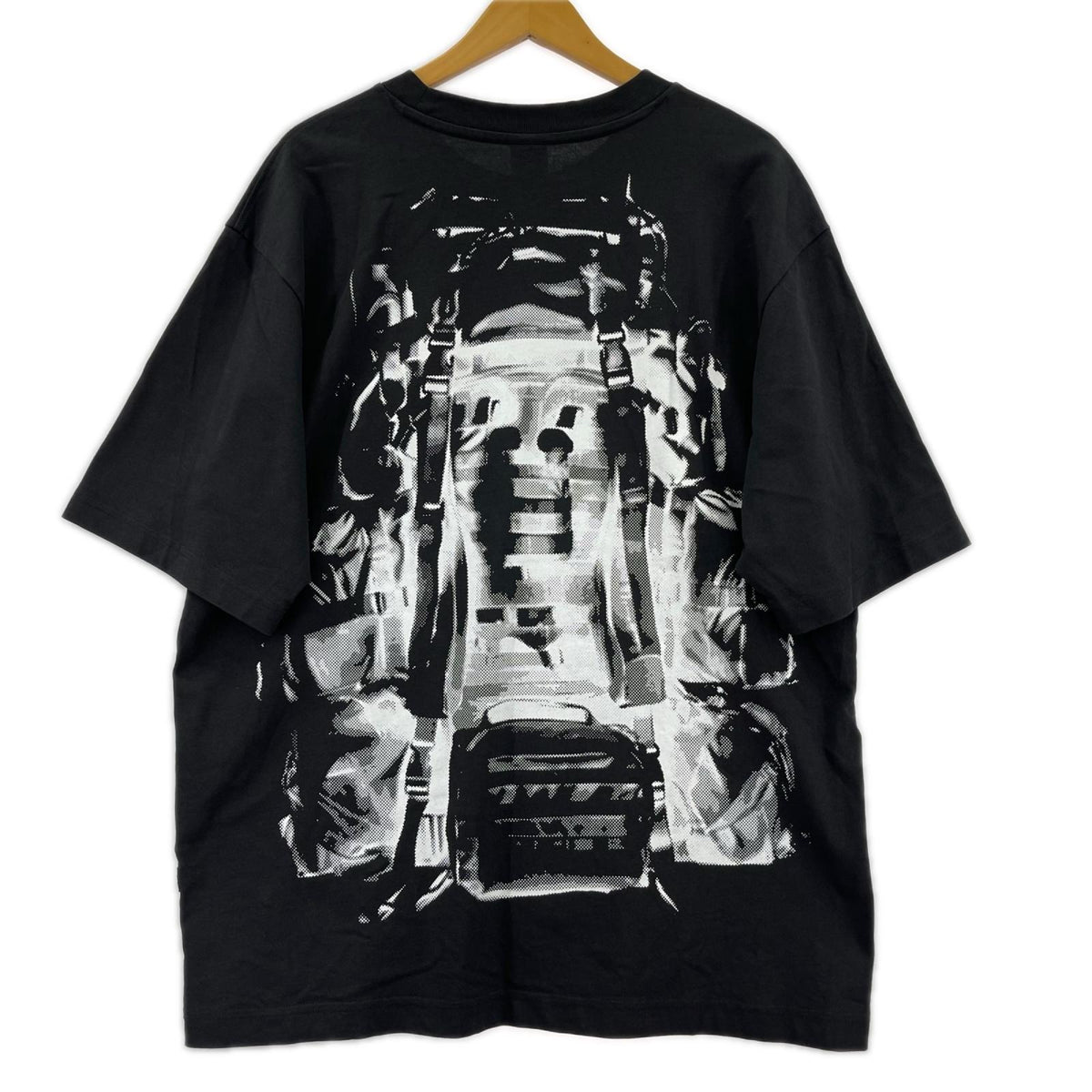 半袖Tシャツ BACKPACK GRAPHIC BOXY T-SHIRT(M) M ブラック